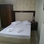 Aparthotel Pigasos *